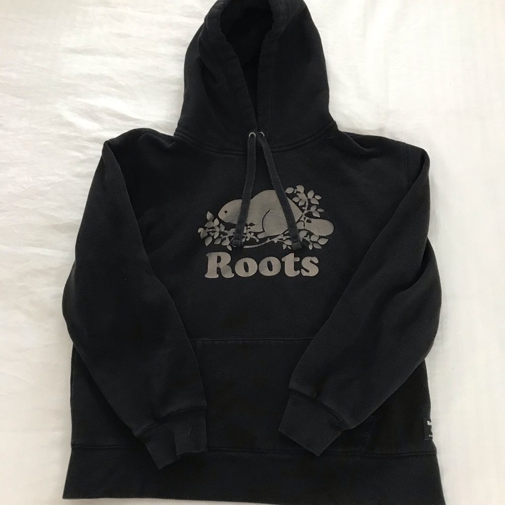 Black roots hoodie